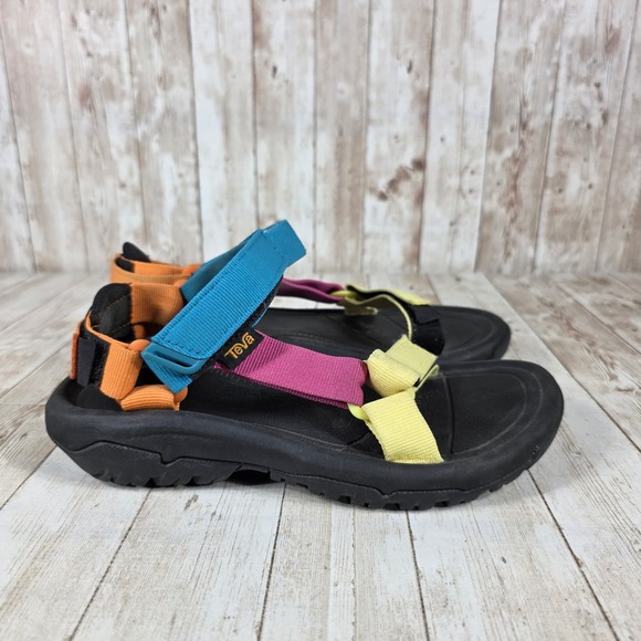 Teva Universal Sandals Colorful Strappy Walking Hiking Outdoor Shoes Womens - Picture 1 of 6